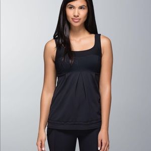 Lululemon elevate tank